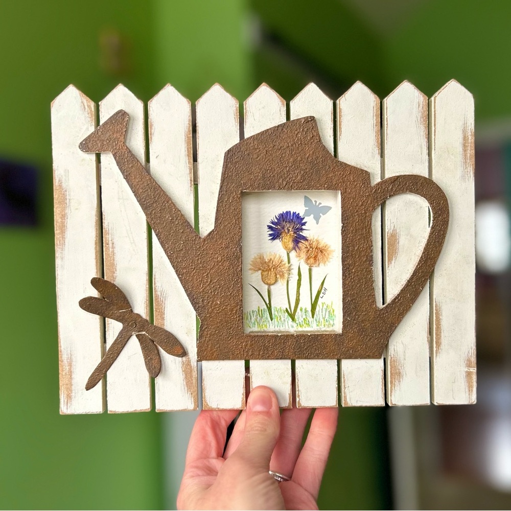 VTG Garden Watering Can Dragonfly Cottagecore Dried Pressed Florals Frame Art